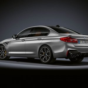 2019 BMW M5